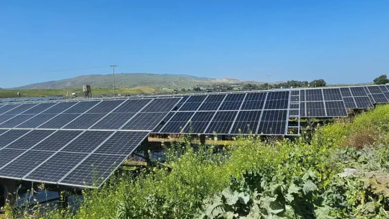 dry solar panel cleaning, cleaning technology comparison