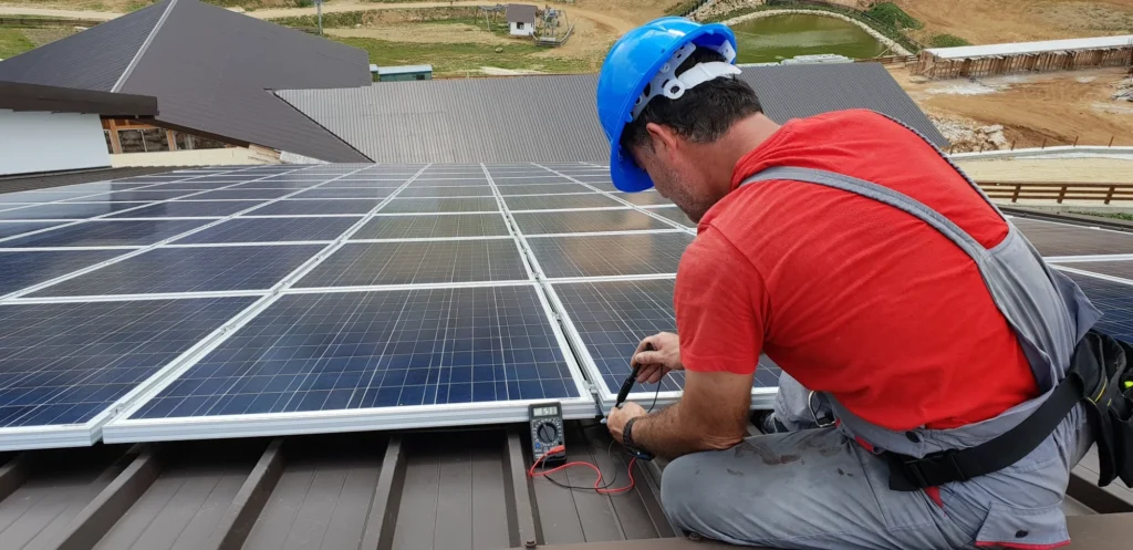solar panel cleaning, solar panel cleaning robot, autonomous solar panel cleaning